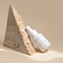 Load image into Gallery viewer, Hydrating Facial Oil